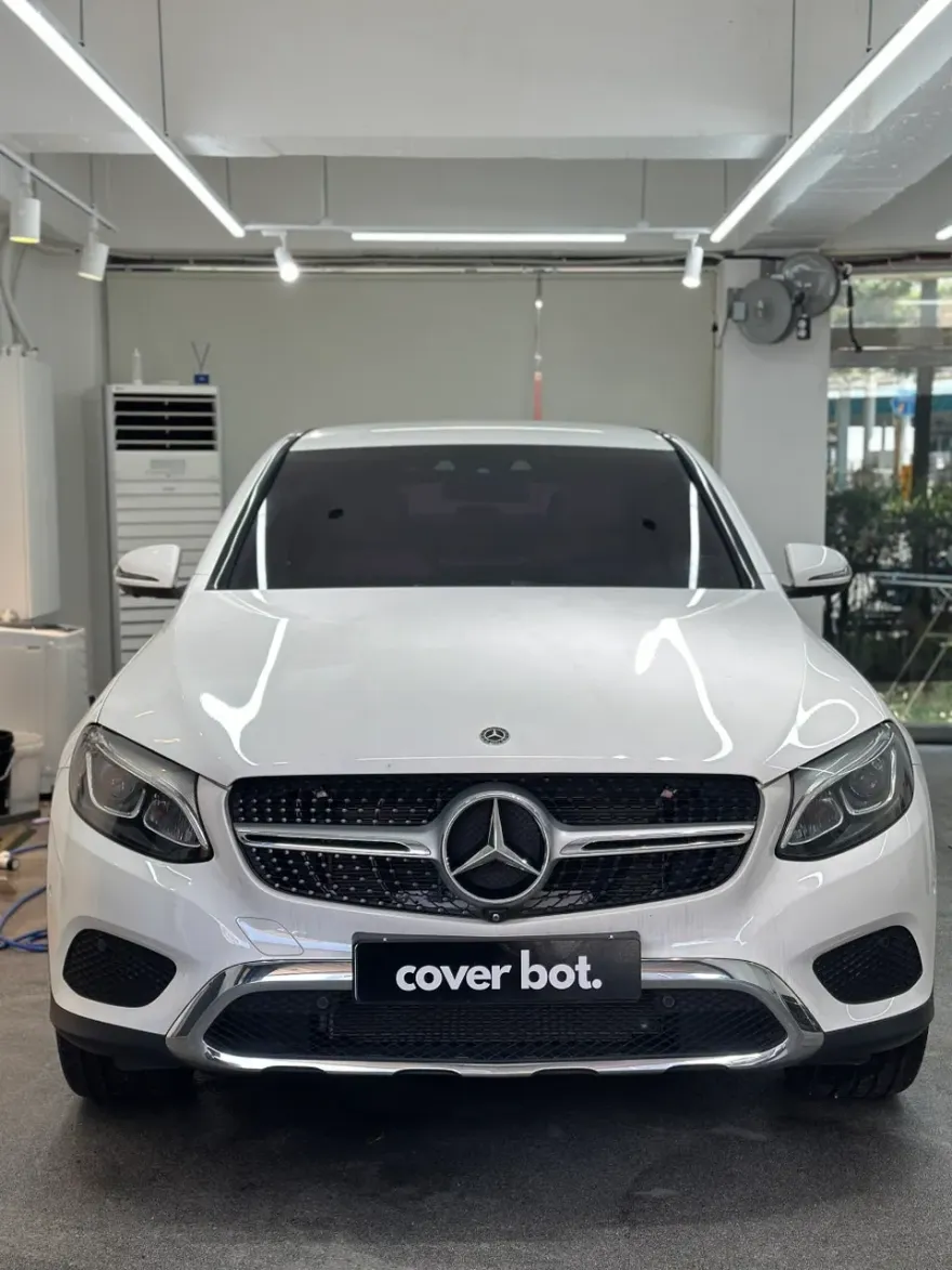 Mercedes-Benz GLC 300のカーラッピング事例|費用目安・仕上がり 施工写真 1-1