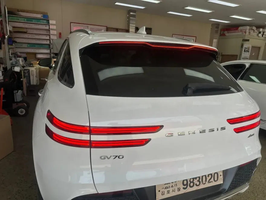 Genesis GV70 new car package - Genesis GV70 New Car Protection Package Review photo 4