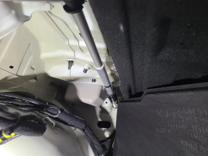Hyundai Grandeur GN7 oem options - Hyundai Grandeur GN7 Power Trunk Retrofit photo 3