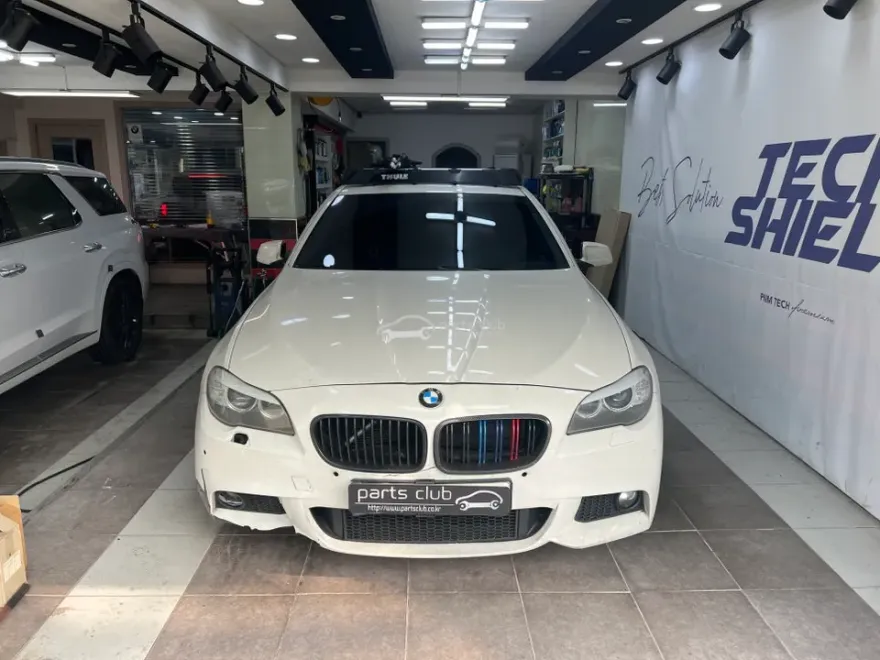 BMW 5 Series F10 body repair - BMW 5 Series F10 Body Repair & Painting Cost photo 2