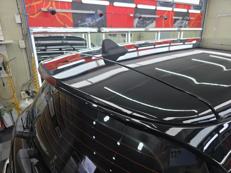MINI Countrymanのカーラッピング事例|費用目安・仕上がり 施工写真 3-1