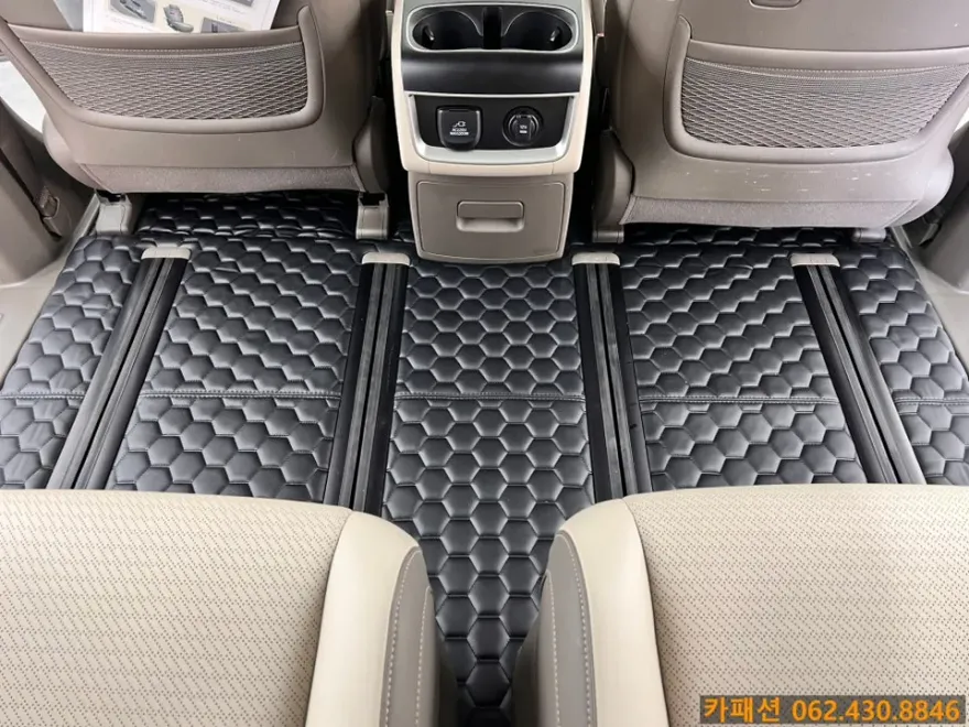 Kia Carnival KA4 interior customization - Kia Carnival KA4 Interior Customization Review photo 4