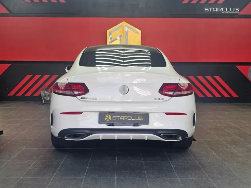 Mercedes-Benz C-Class Coupe body kit - Mercedes-Benz C-Class Coupe Body Kit Installation Review — Cost photo 3