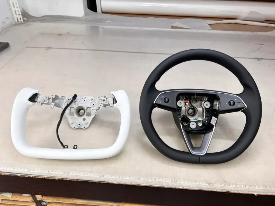 Tesla Juniper steering wheel - Tesla Juniper Steering Wheel Customization Review photo 4