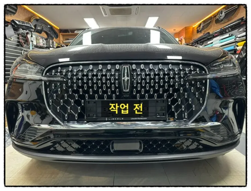 Lincoln Aviatorのカーラッピング事例|費用目安・仕上がり 施工写真 4-2