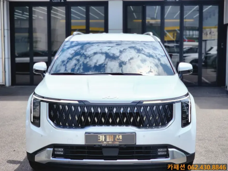 Kia Carnival KA4のカーフィルム施工事例|費用目安・仕上がり 施工写真 2-1
