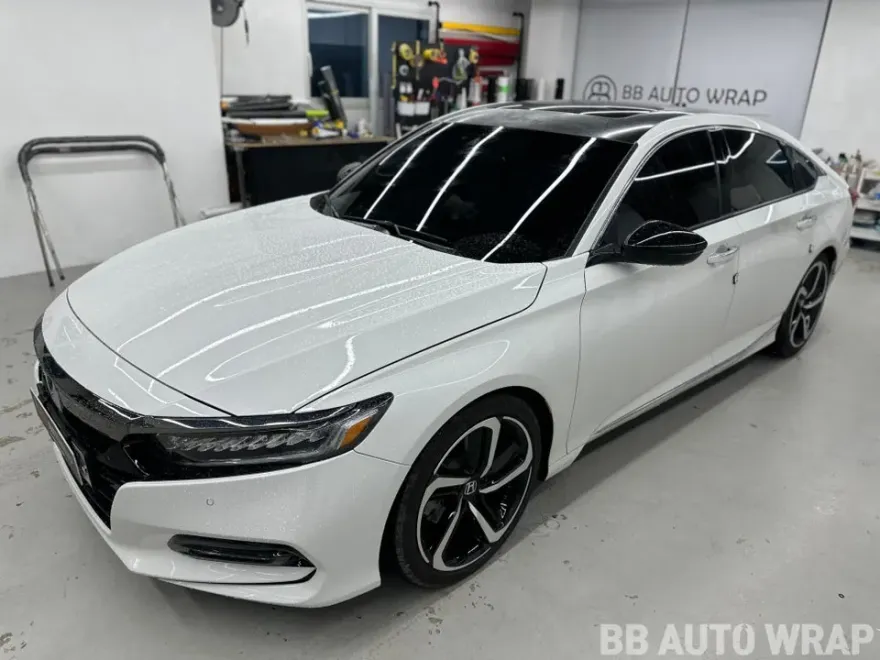 Honda Accordのカーラッピング事例|費用目安・仕上がり 施工写真 1-1