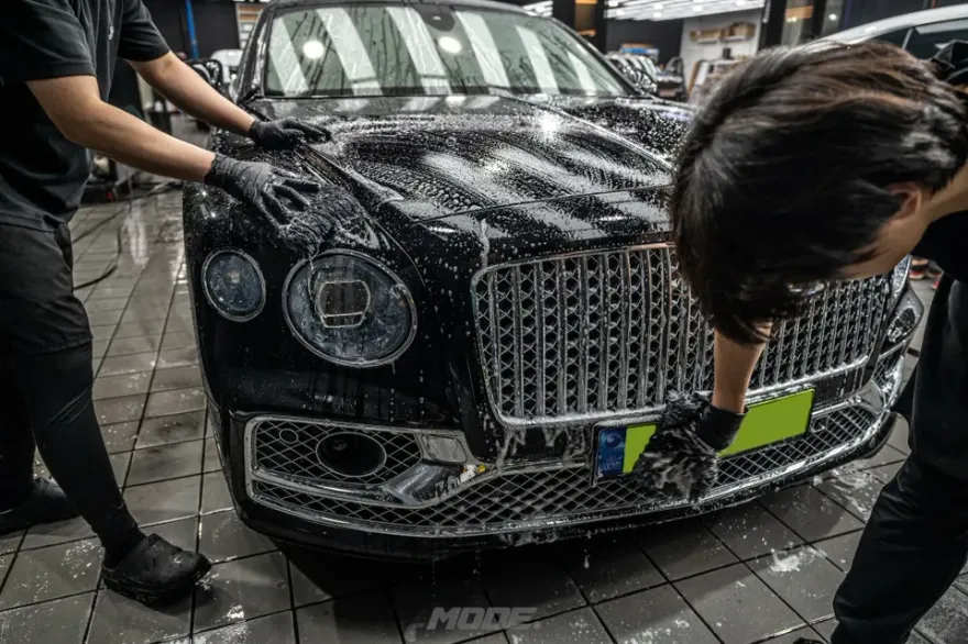 Bentley Flying Spurのガラスコーティング事例|韓国での施工目安 施工写真 1-3