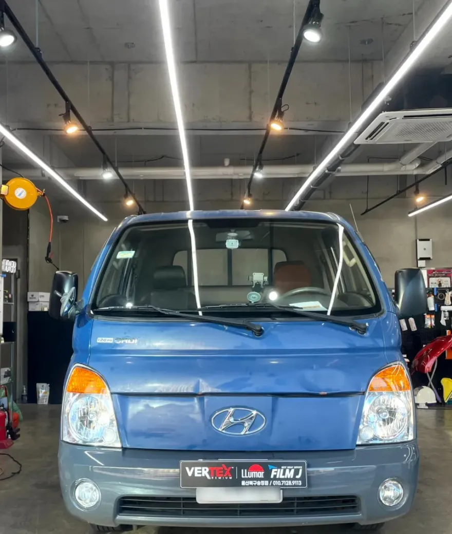 Hyundai Porterのカーフィルム施工事例|費用目安・仕上がり 施工写真 1-1