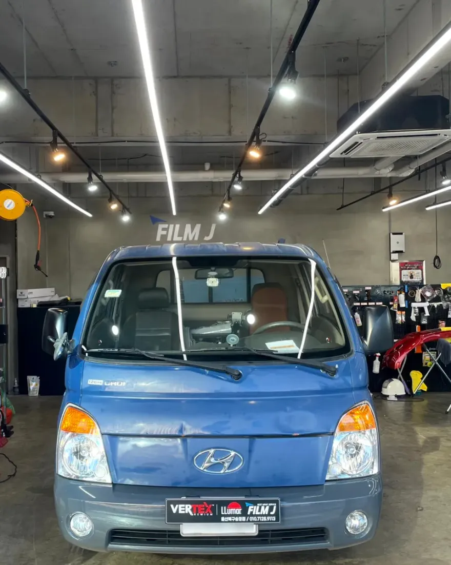 Hyundai Porterのカーフィルム施工事例|費用目安・仕上がり 施工写真 2-1