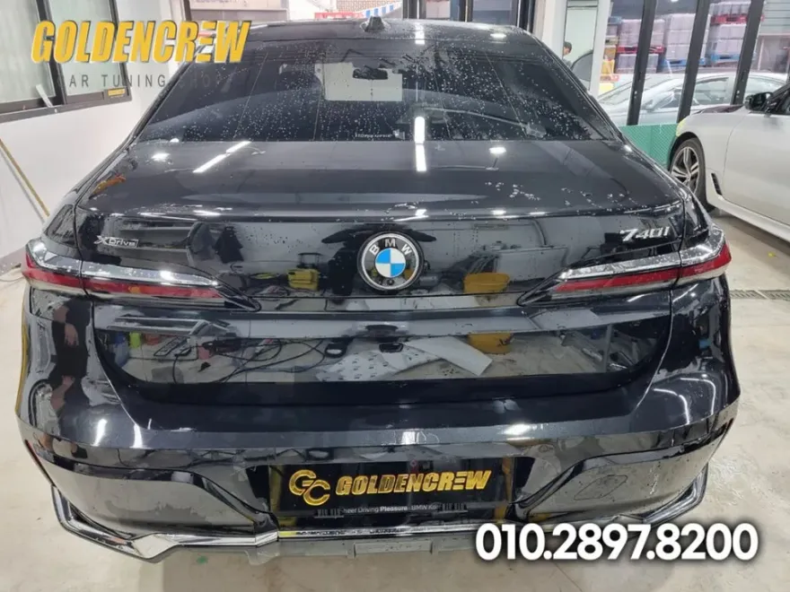 BMW 7 SeriesのPPF施工事例|費用目安と仕上がり 施工写真 1-2