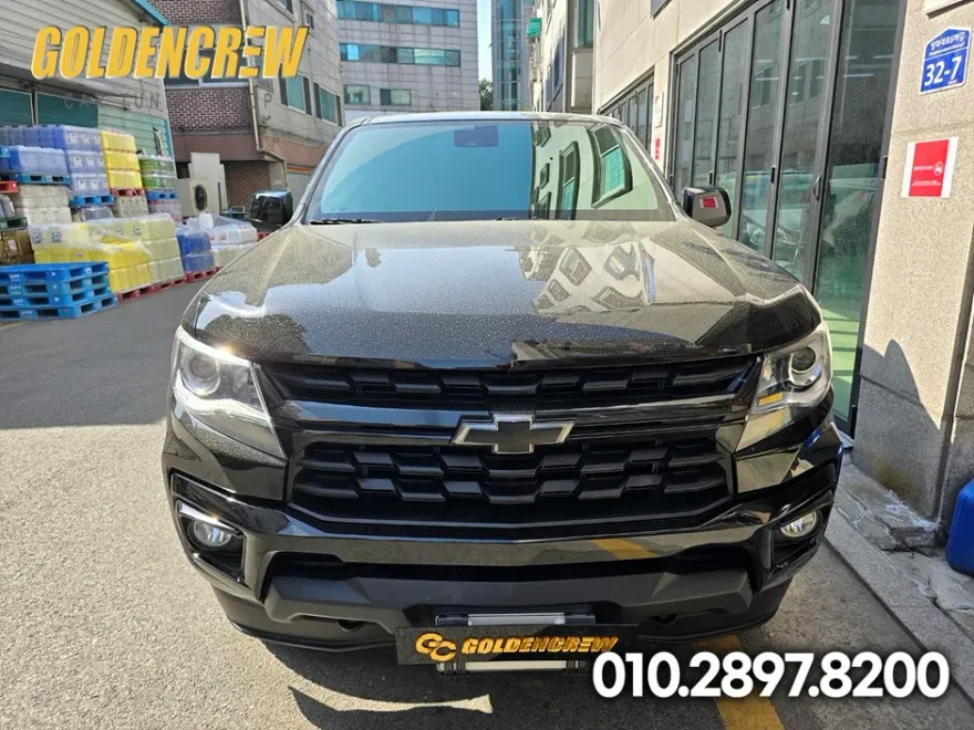 Chevrolet Coloradoのカーラッピング事例|クロームパーツのブラックアウト 施工写真 1-3