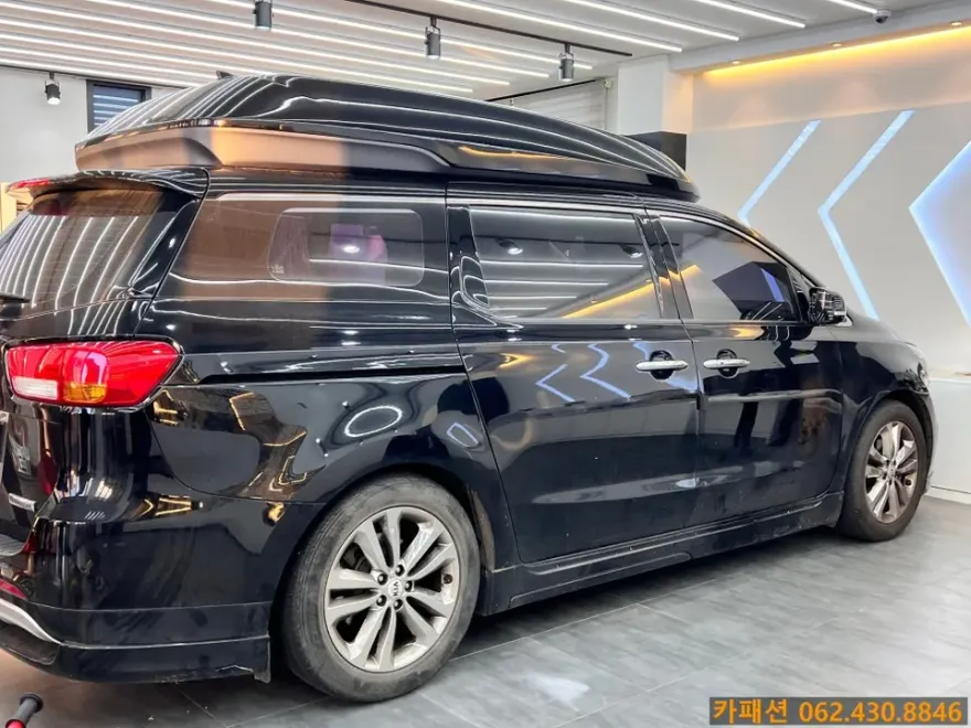 Kia Carnival car accessories installation result