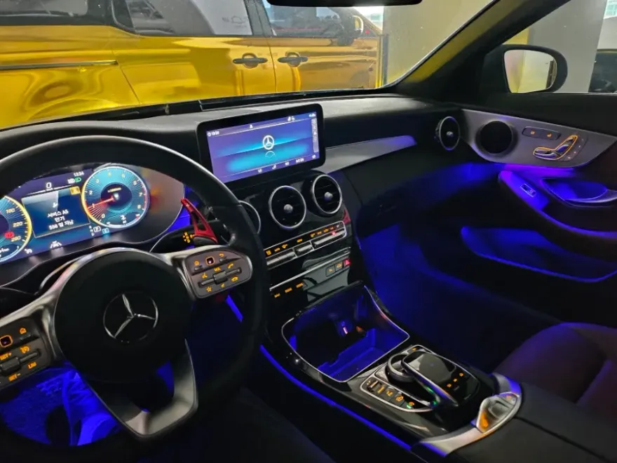 Mercedes-Benz C-Class W205 ambient lighting - Mercedes-Benz C-Class W205 Ambient Lighting Review photo 4