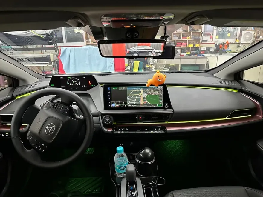 Toyota Prius ambient lighting - Toyota Prius Ambient Lighting Review: Cost & Results photo 4