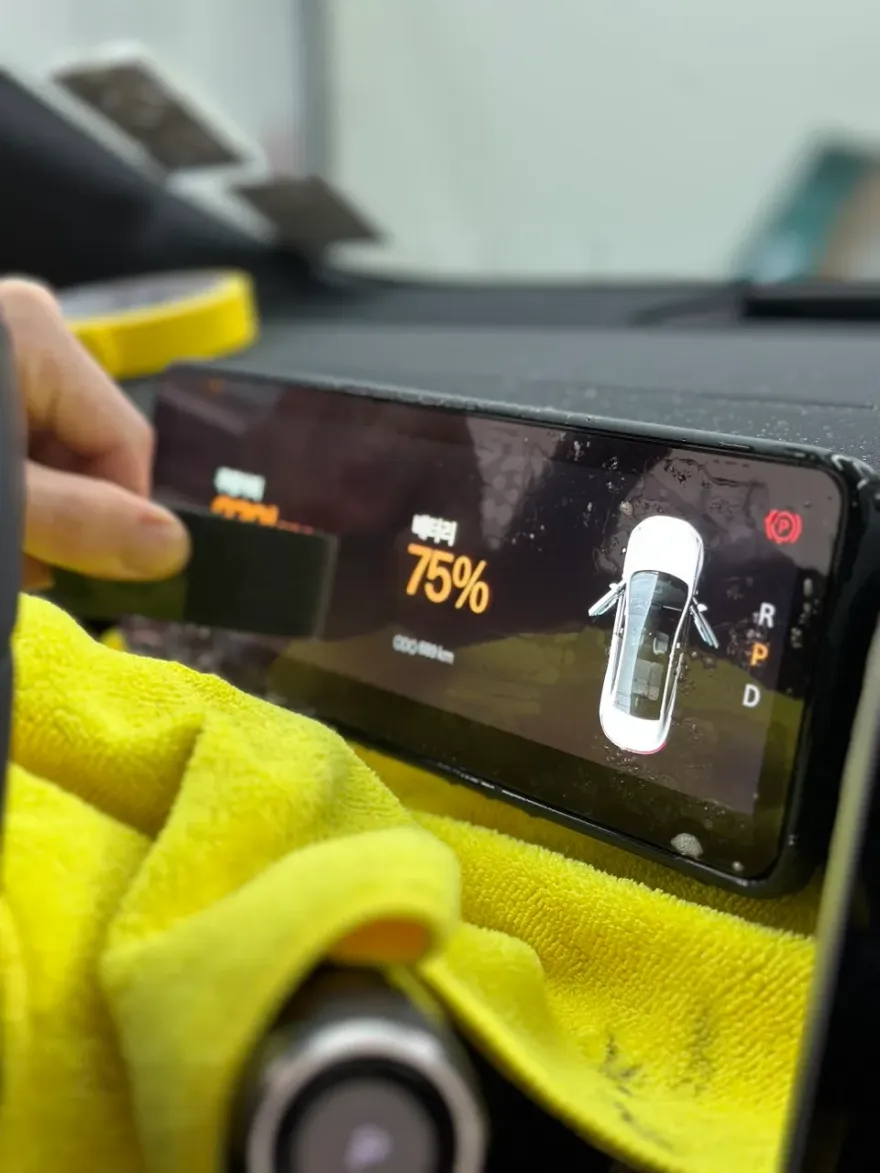 Polestar 4 PPF施工事例｜部分施工で賢く保護 施工写真 3-3