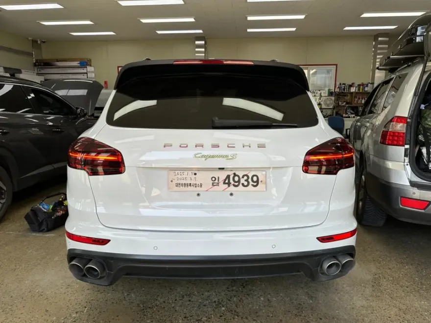 Porsche Cayenne body repair - Porsche Cayenne Body Repair & Painting Review photo 5