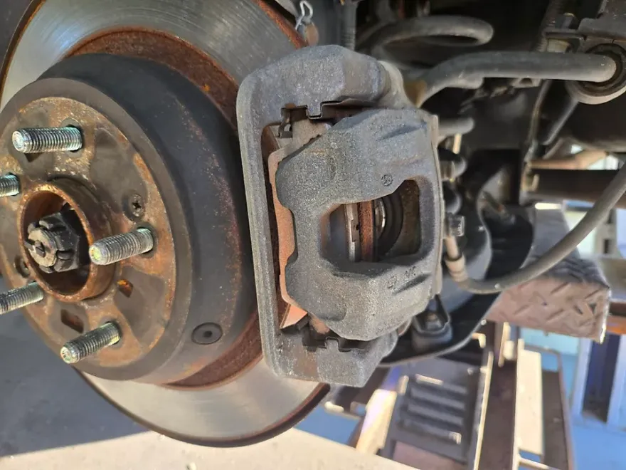 Genesis G80 DH wheel repair - Genesis G80 DH Wheel Repair & Painting Review photo 3