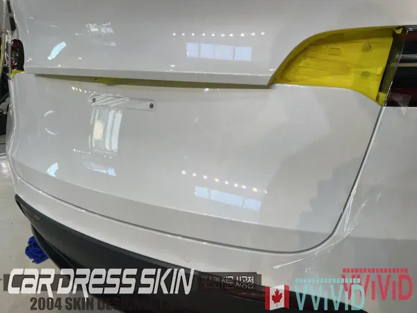 Tesla Model YのPPF施工事例|費用目安・仕上がり 施工写真 1-2