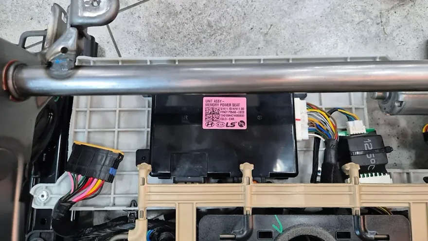 Kia K8 seat ventilation - Kia K8 Seat Ventilation & Heating Review — Cost & Results photo 5