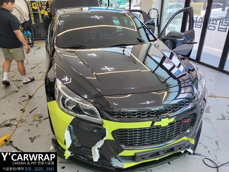 Chevrolet Malibuのカーラッピング事例|費用目安・仕上がり 施工写真 3-1