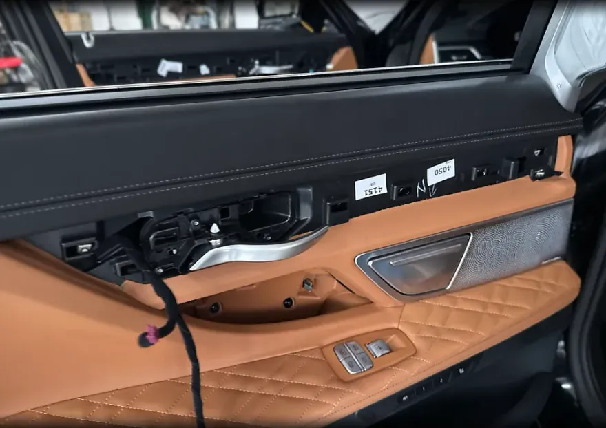 BMW 7 Series ambient lighting - BMW 7 Series Ambient Lighting Review: Customization & Cost photo 3