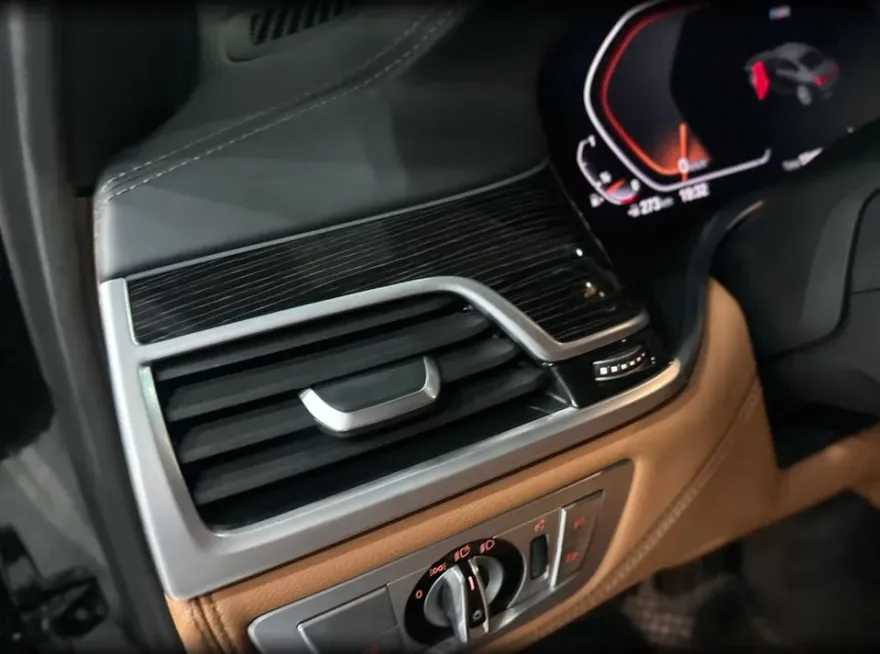 BMW 7 Series ambient lighting - BMW 7 Series Ambient Lighting Review: Customization & Cost photo 4