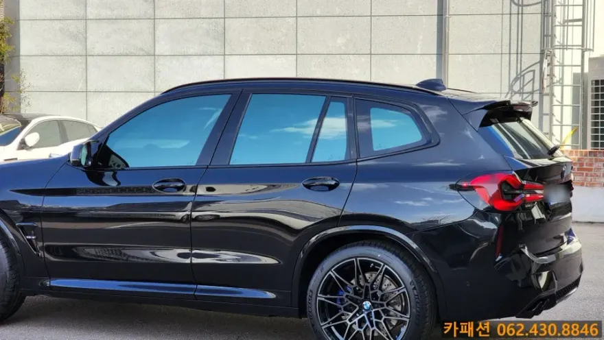 BMW X3のカーフィルム施工事例|費用目安・仕上がり 施工写真 3-2