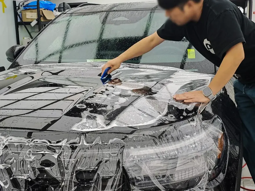 Ford ExplorerのPPF施工事例|費用目安・仕上がり 施工写真 2-1