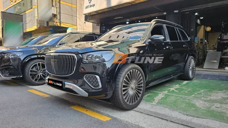 Mercedes-Benz GLS Maybachのホイールリペア・塗装事例 施工写真 3-2