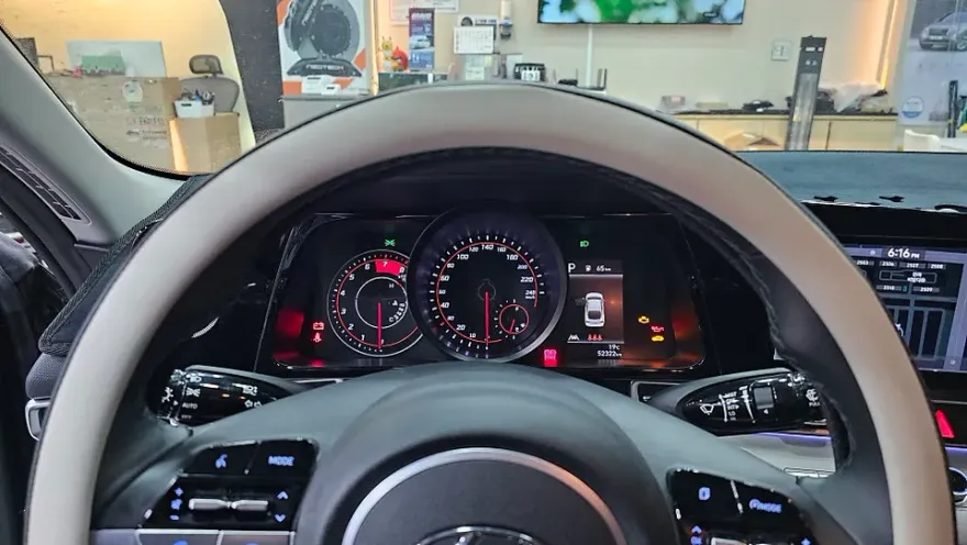 Kia Elantra CN7 ambient lighting - Kia Elantra CN7 Ambient Lighting Review photo 3
