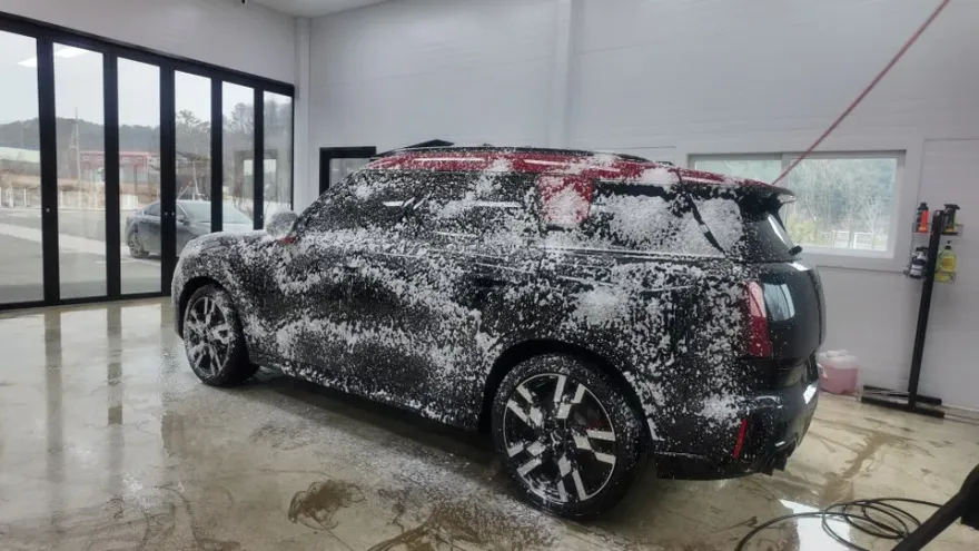 MINI Countryman PPF施工事例｜費用目安と仕上がり 施工写真 2-1