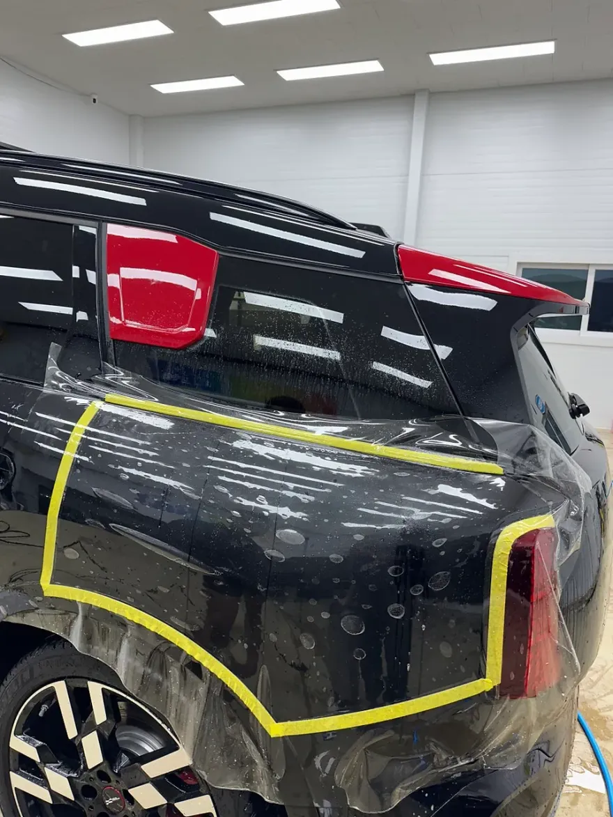 MINI Countryman PPF施工事例｜費用目安と仕上がり 施工写真 1-3
