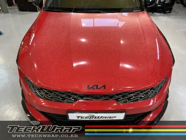 Kia K5のカーラッピング事例｜ダークレッド比較 施工写真 2-1