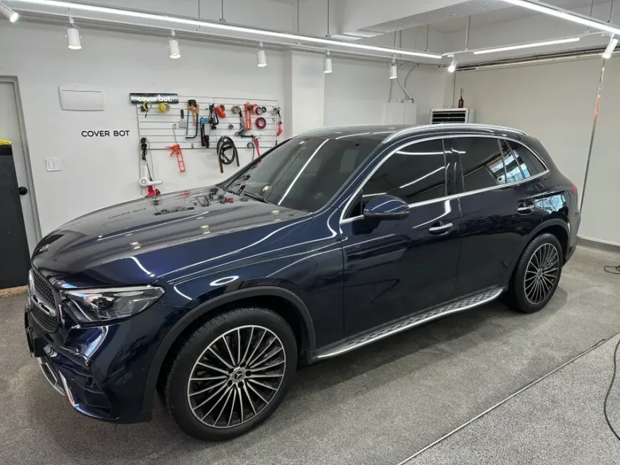 Mercedes-Benz GLC 300 vinyl wrap - Mercedes-Benz GLC 300 Vinyl Wrap Installation Review — Cost photo 4