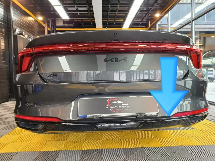 Kia K8のカーラッピング事例|費用目安・仕上がり 施工写真 1-2