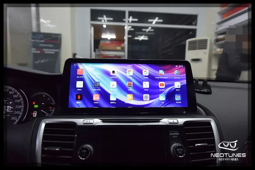 Honda AccordのAndroid Auto・CarPlay取付事例 施工写真 3-2