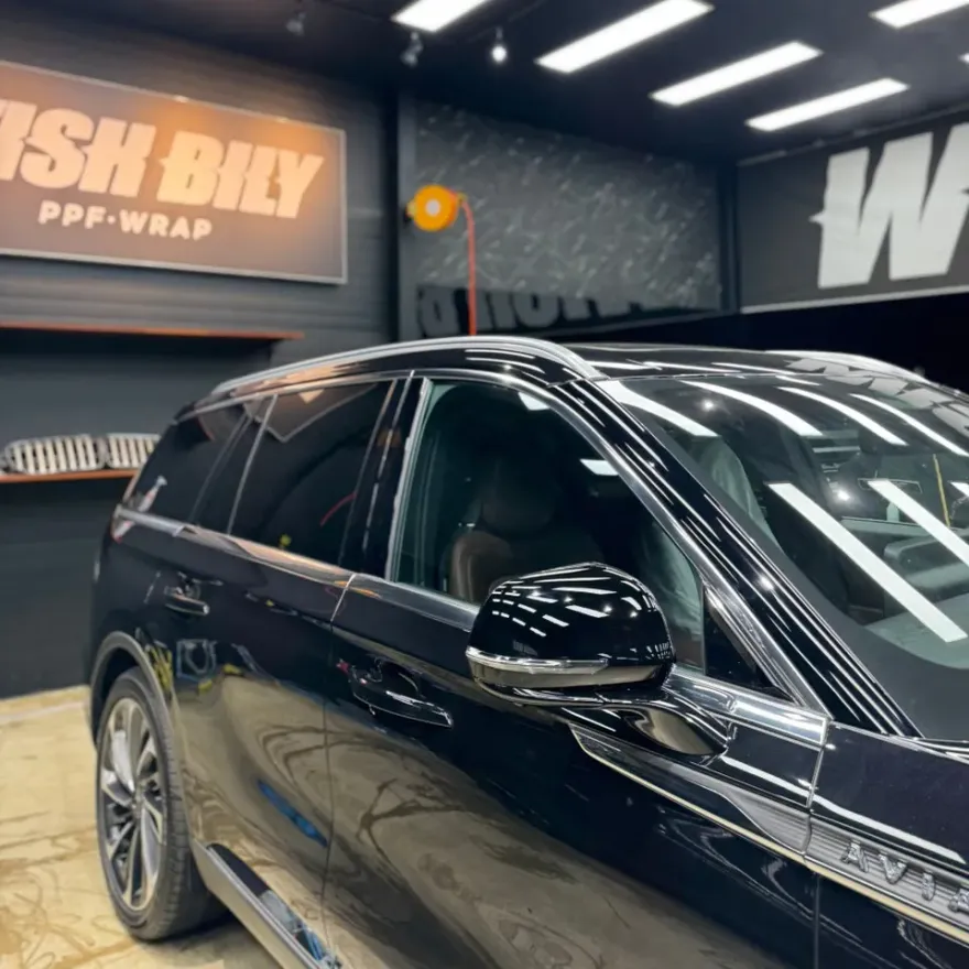 Lincoln Aviator PPF施工事例|スモークライト・クローム除去 施工写真 2-1