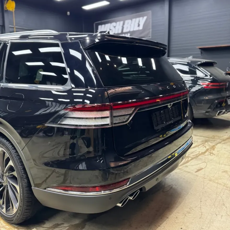 Lincoln Aviator PPF施工事例|スモークライト・クローム除去 施工写真 1-2