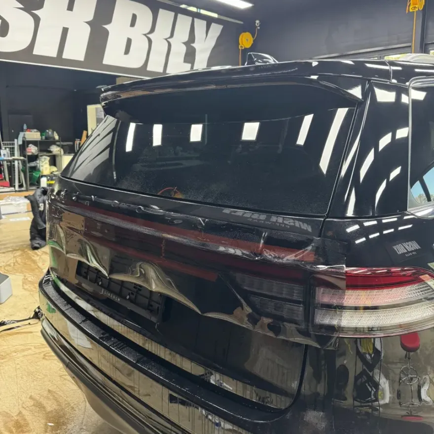 Lincoln Aviator PPF施工事例|スモークライト・クローム除去 施工写真 2-2