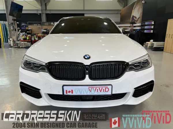 BMW 5 Series G30 カーラッピング事例|ハイグロスホワイトの輝き 施工写真 2-3