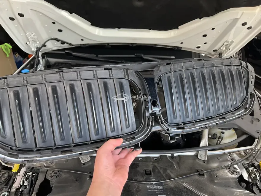 BMW 5 Series G30 body kit - BMW 5 Series G30 Body Kit Installation Review photo 4