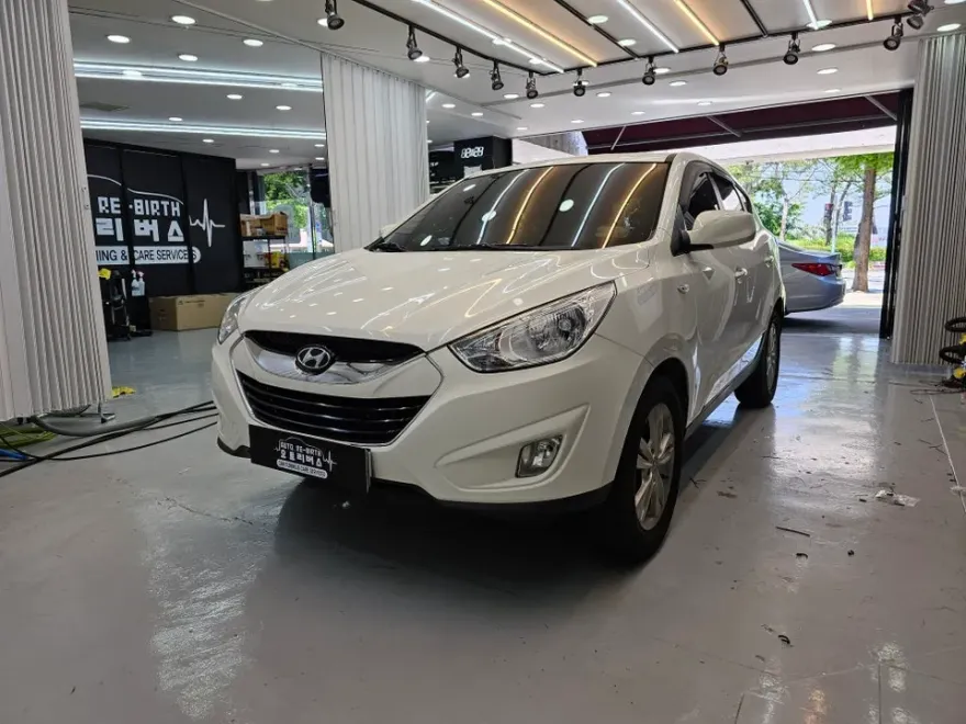 Hyundai Tucson lighting upgrade installation result