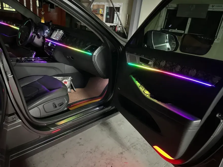 Genesis DH ambient lighting installation result