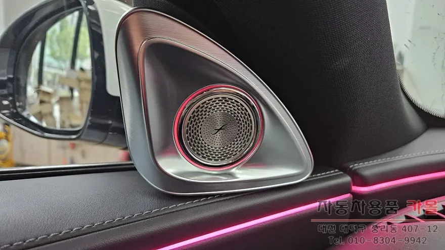 Mercedes-Benz E-Class W214のカーオーディオ施工事例 施工写真 1-3