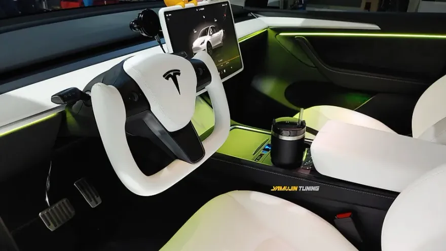 Tesla Model Y ambient lighting - Tesla Model Y Ambient Lighting Review: Cost & Results photo 3