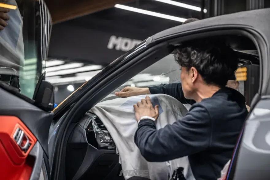 BMW Z4のカーフィルム施工事例｜費用目安・仕上がり 施工写真 1-2