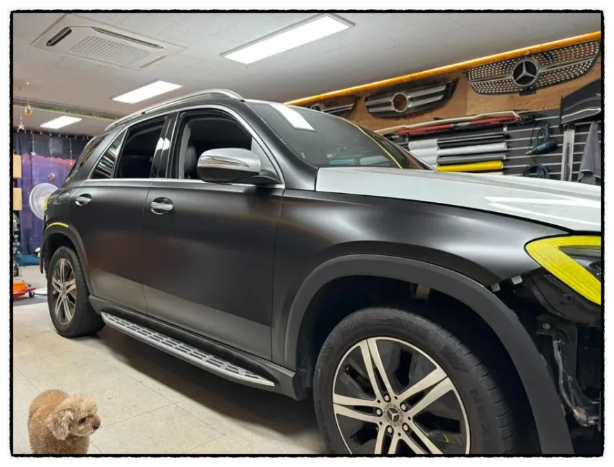 Mercedes-Benz GLEのカーラッピング事例｜費用目安・仕上がり 施工写真 3-3