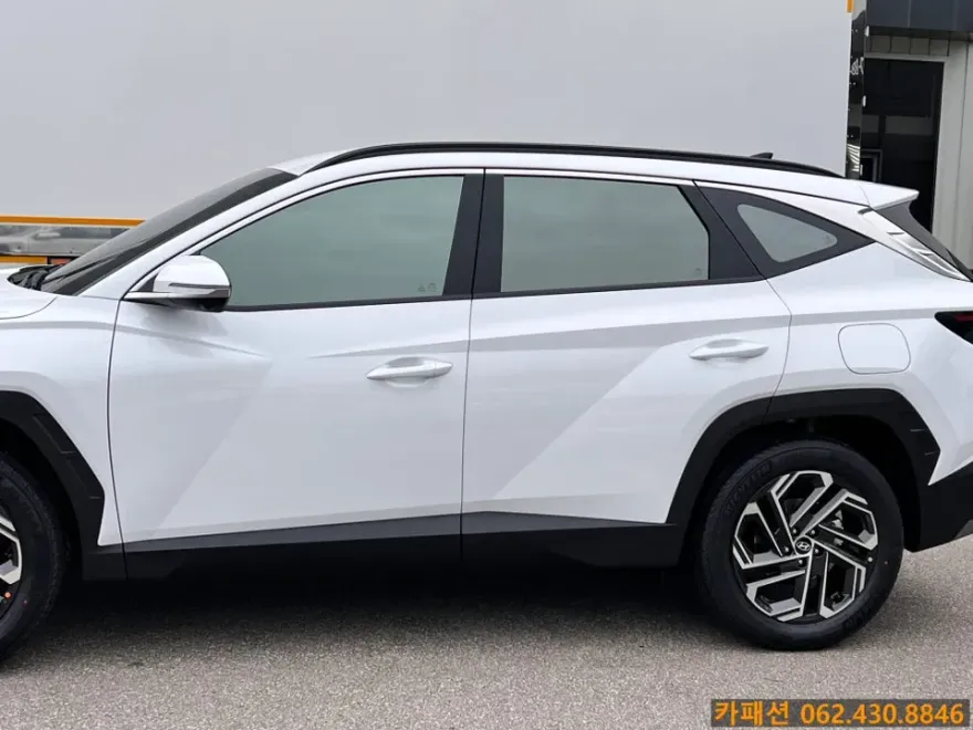 Hyundai Tucson NX4のカーフィルム施工事例｜費用目安・仕上がり 施工写真 2-2