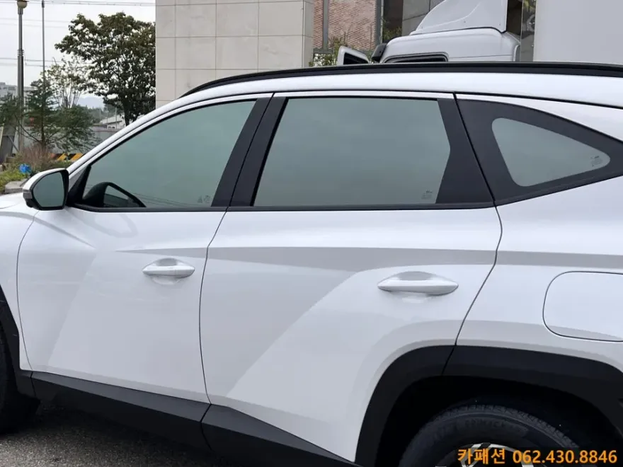 Hyundai Tucson NX4のカーフィルム施工事例｜費用目安・仕上がり 施工写真 4-2
